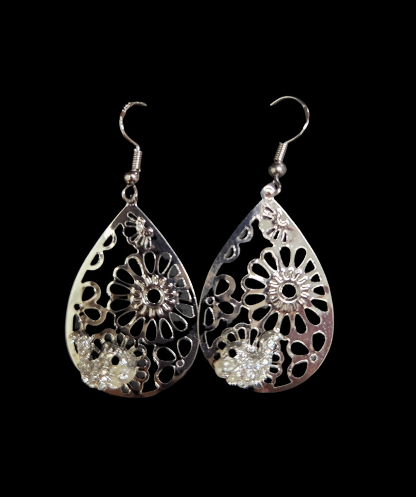 Jewelry - Earrings - Rhinestone White Squirrels on Lightweight Silver Tone Tear Drops in Varous Sizes