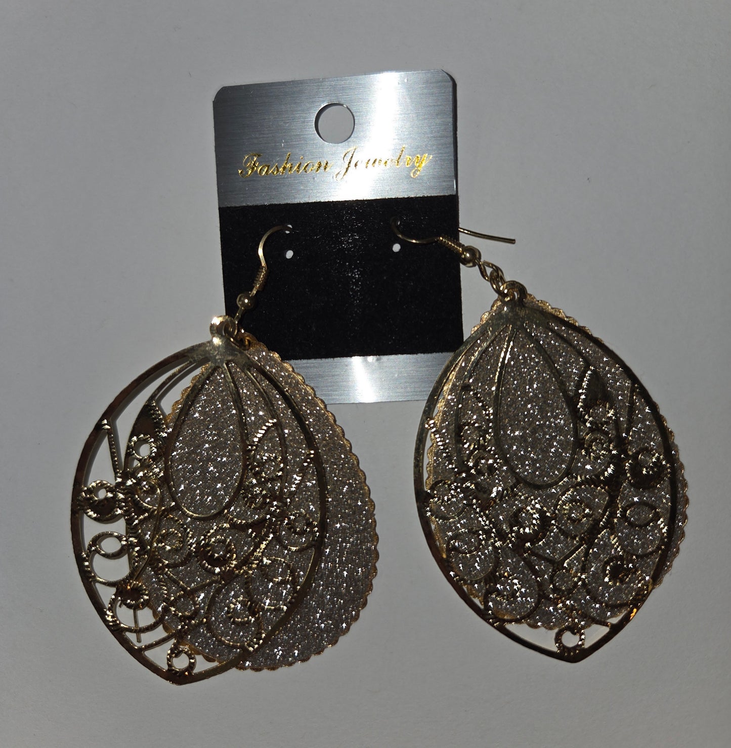 Jewelry - Earrings Dangle Assorted Laser Collection in Gold Silver and Black Tones