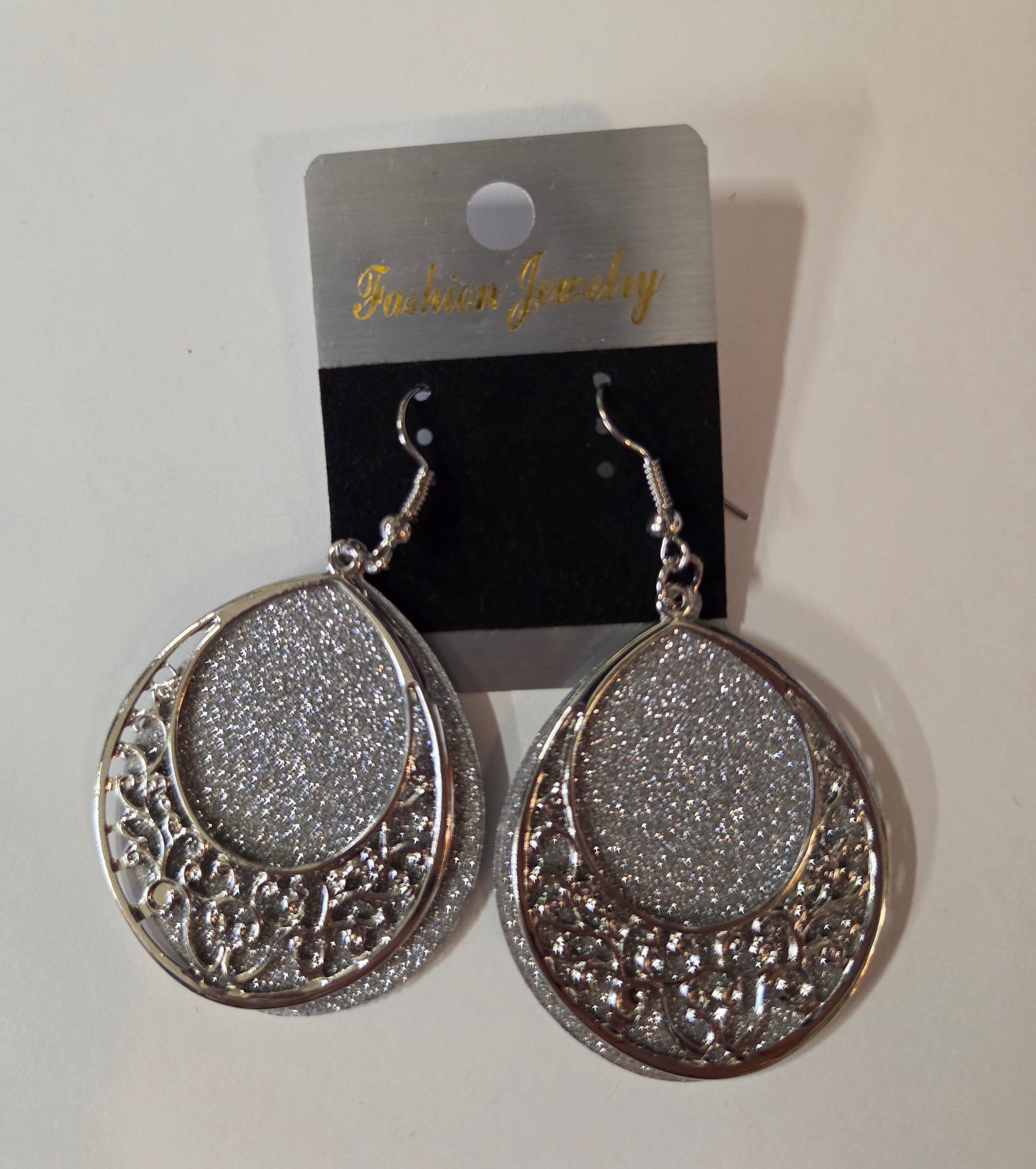 Jewelry - Earrings Dangle Assorted Laser Collection in Gold Silver and Black Tones
