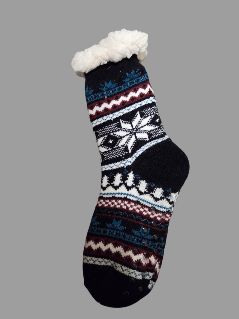 Socks - Fleece-Lined, No Slip Snowflake Design for Women in Assorted Sizes