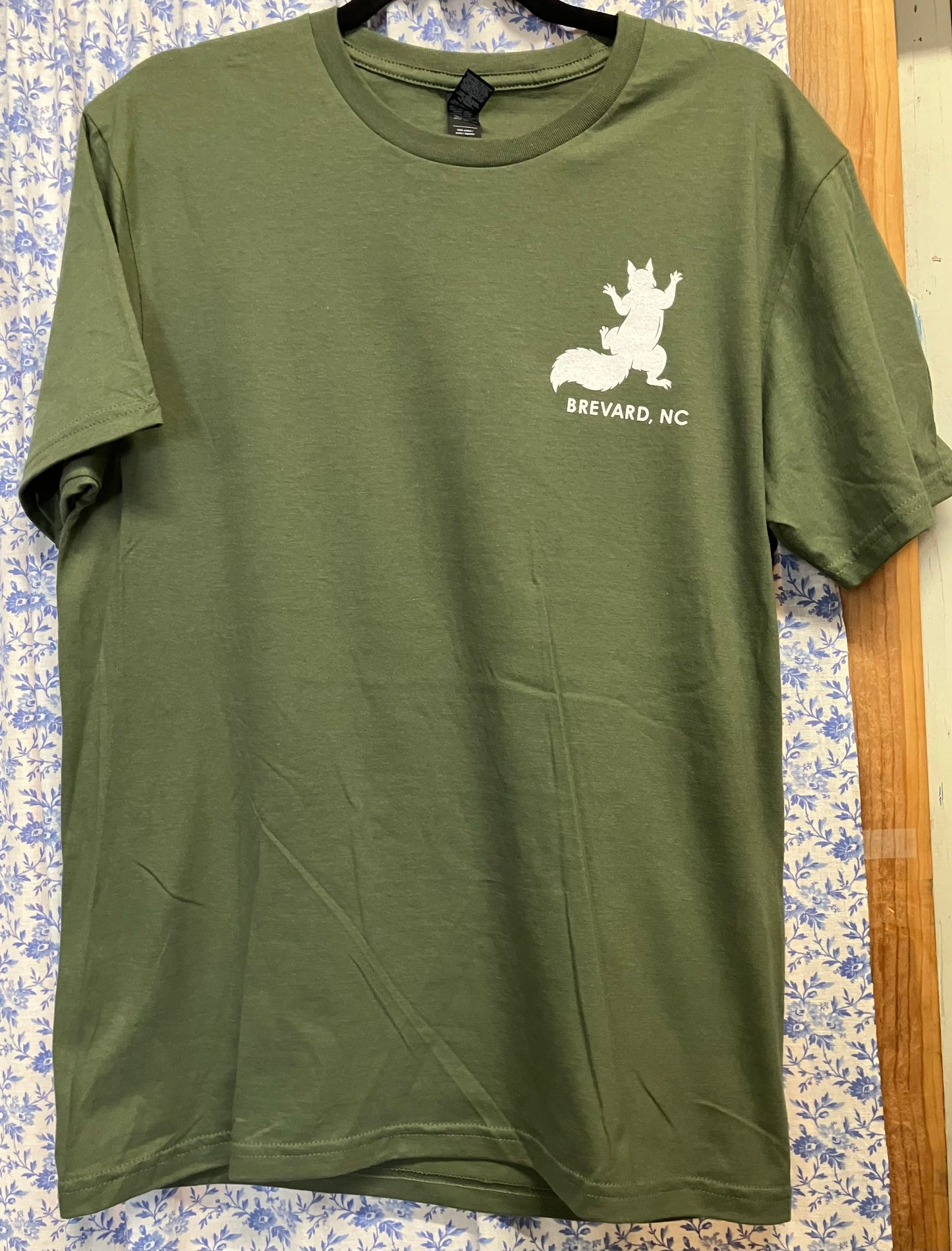 T-Shirt - Adult - I've Got Your Back & Birdseed - Short Sleeve Crew Neck in Military Green