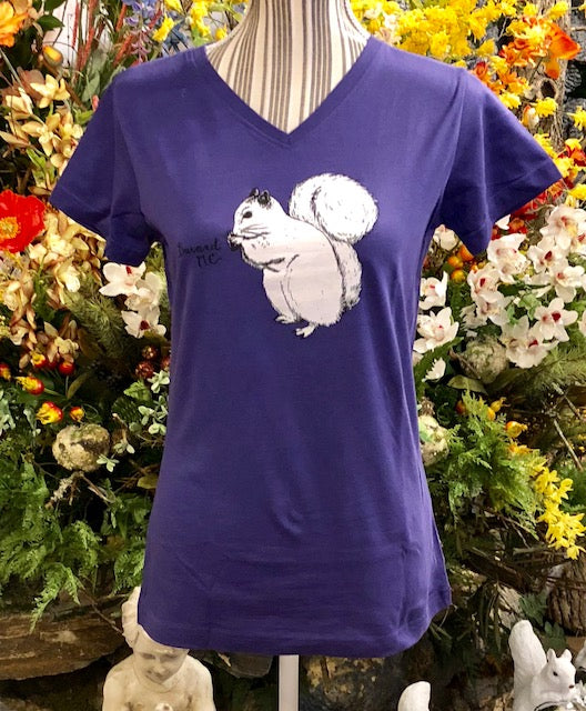 T-Shirt - Ladies - Cute White Squirrel Center - Short Sleeve V-Neck in Purple