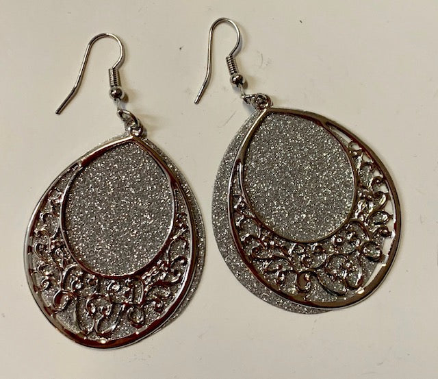 Jewelry - Earrings Dangle Assorted Laser Collection in Gold Silver and Black Tones