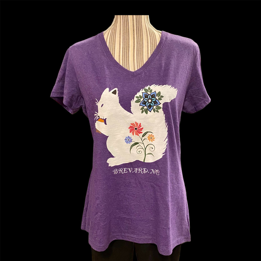 T-Shirt - For Ladies - Floral White Squirrel Fitted V-Neck in Heathered Purple