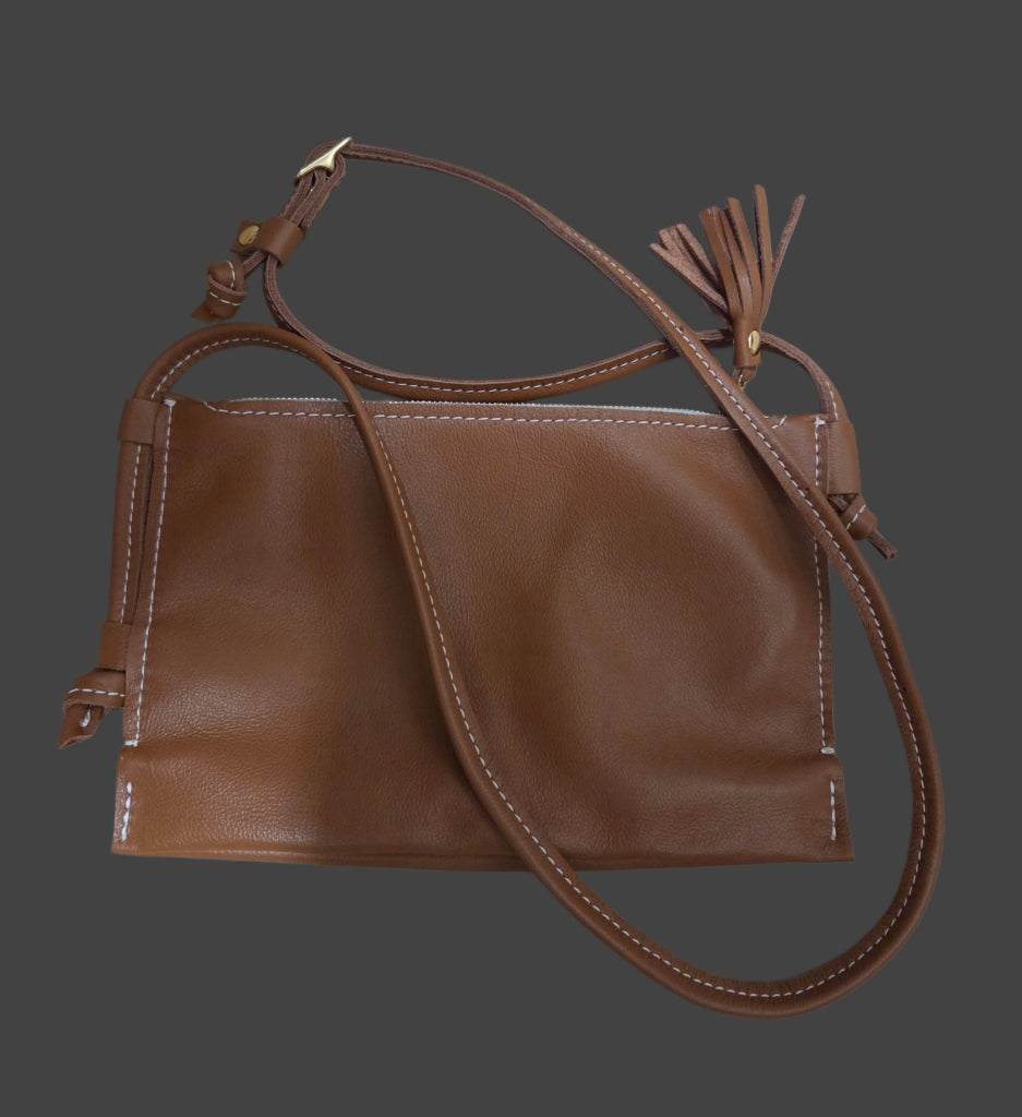 Purse - Bag - Feel Handmade Small Horizontal Crossbody Purse - Italian Leather with White Squirrel