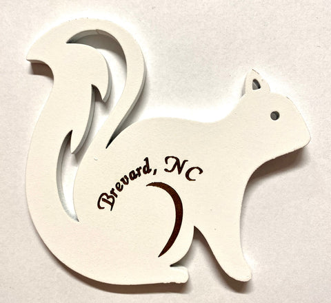Magnet - Laser - Hollow-Tail White Squirrel with Brevard, NC 4"