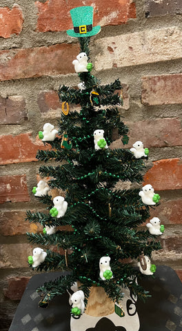 St. Patrick's Day Tree with White Squirrels