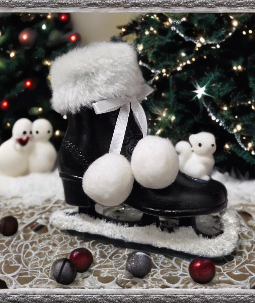 Ornament - Ice Skate Christmas with Pom Poms - Holiday Decoration