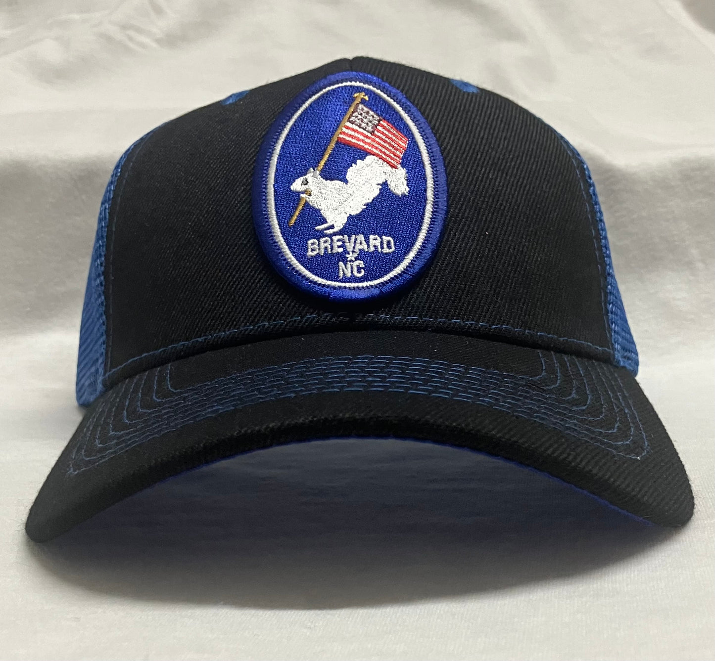 Trucker Hats - Patriotic White Squirrel Oval Patch - Structured with Mesh Snap Back