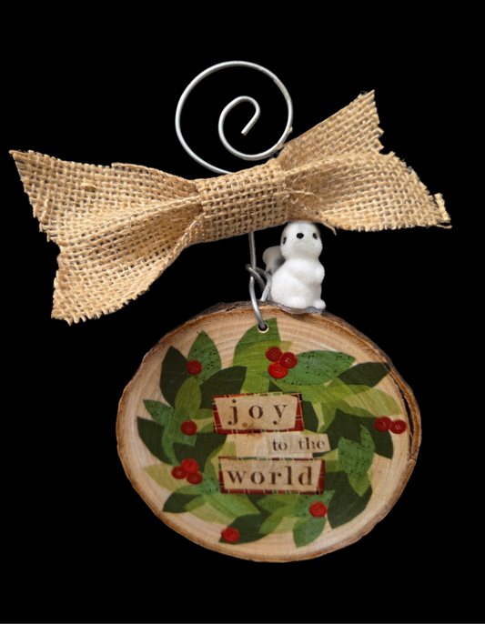 Ornament - Joy to the World Wood slice with White Squirrel - Handmade Christmas Decoration
