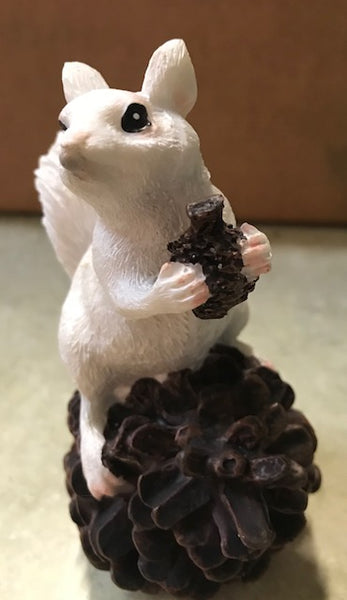 Figurine - Resin - White Squirrel Perched on a Pine Cone