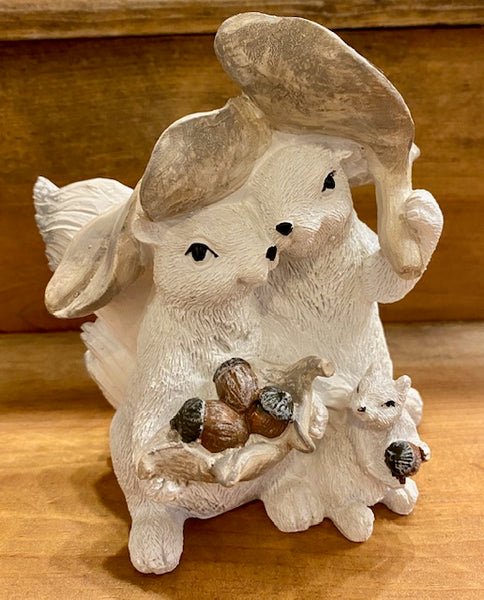 Home Decor - White Squirrel Family Figurine