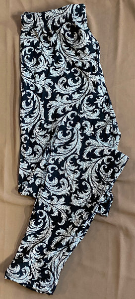 Leggings - Buttery Soft in Plus Sizes - Fits Sizes 12-24