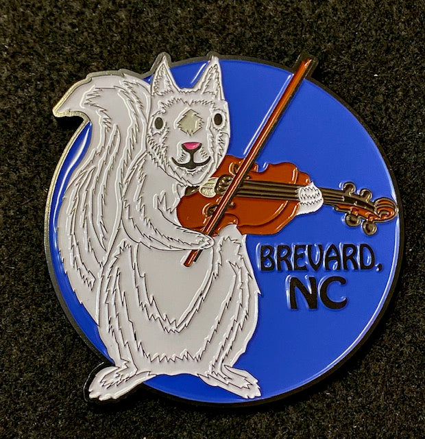 Magnet - White Squirrel Playing a Fiddle