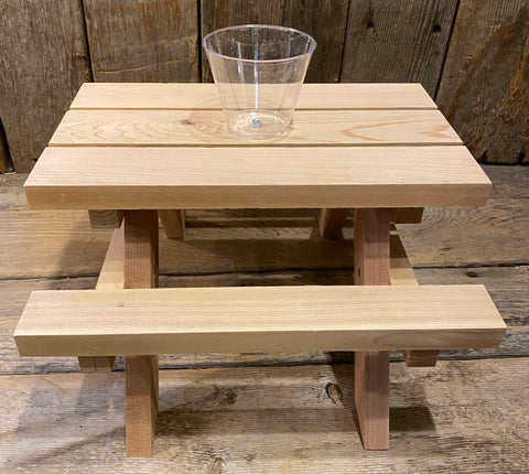 Squirrel Feeder - Small Picnic Table