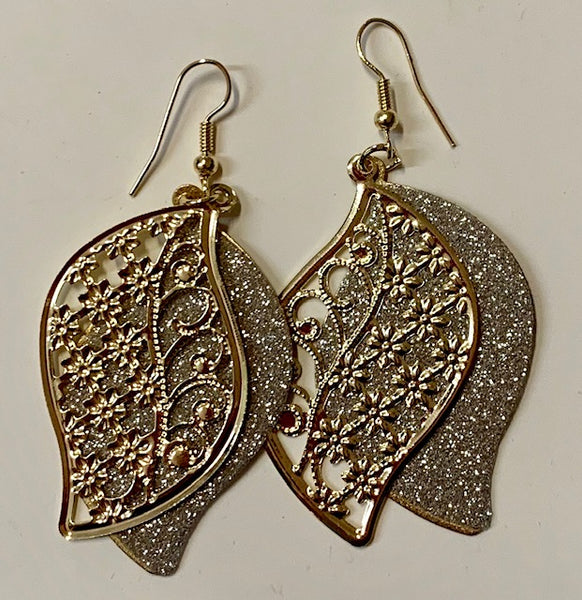 Jewelry - Assorted Earrings Collection