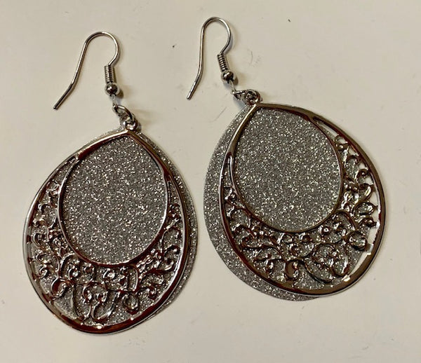 Jewelry - Assorted Earrings Collection