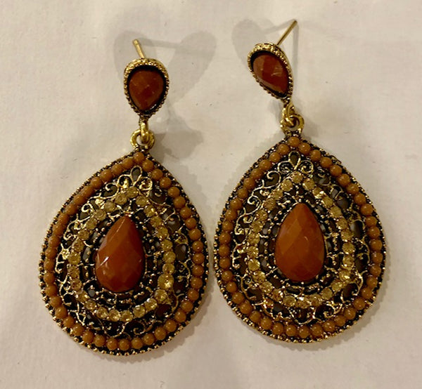 Jewelry - Assorted Earrings Collection