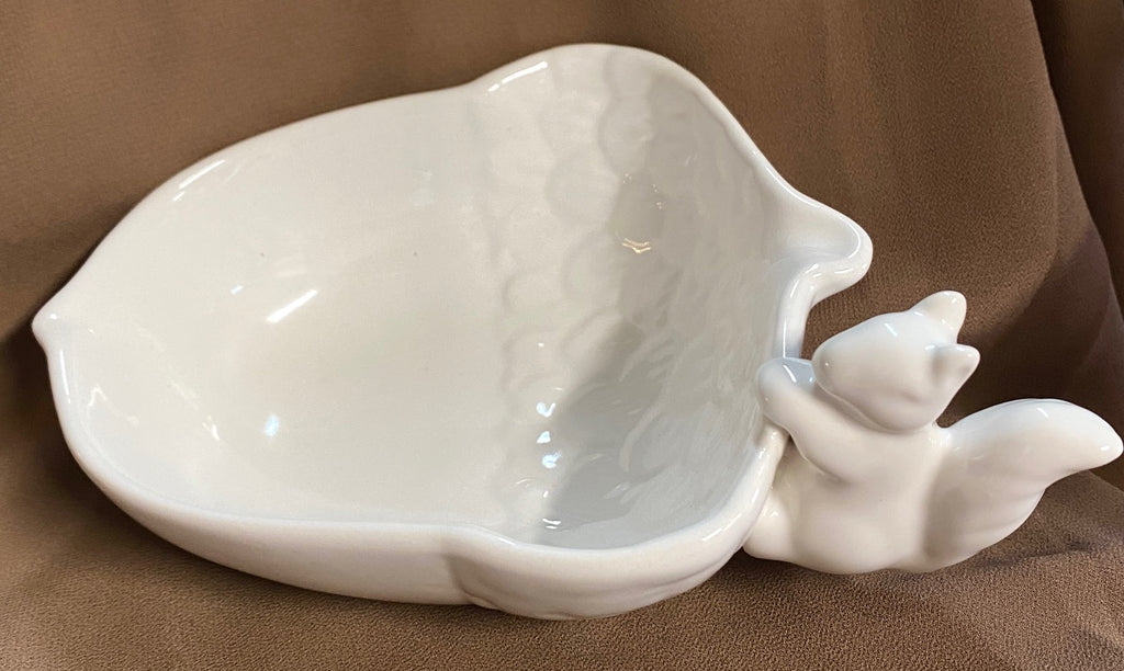 Home Decor - White Squirrel Porcelain Nut Bowl/Candy Dish