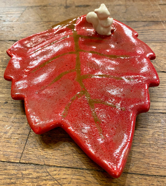 Ceramic Leaf Dish with a White Squirrel - 9-1/2" x 7"